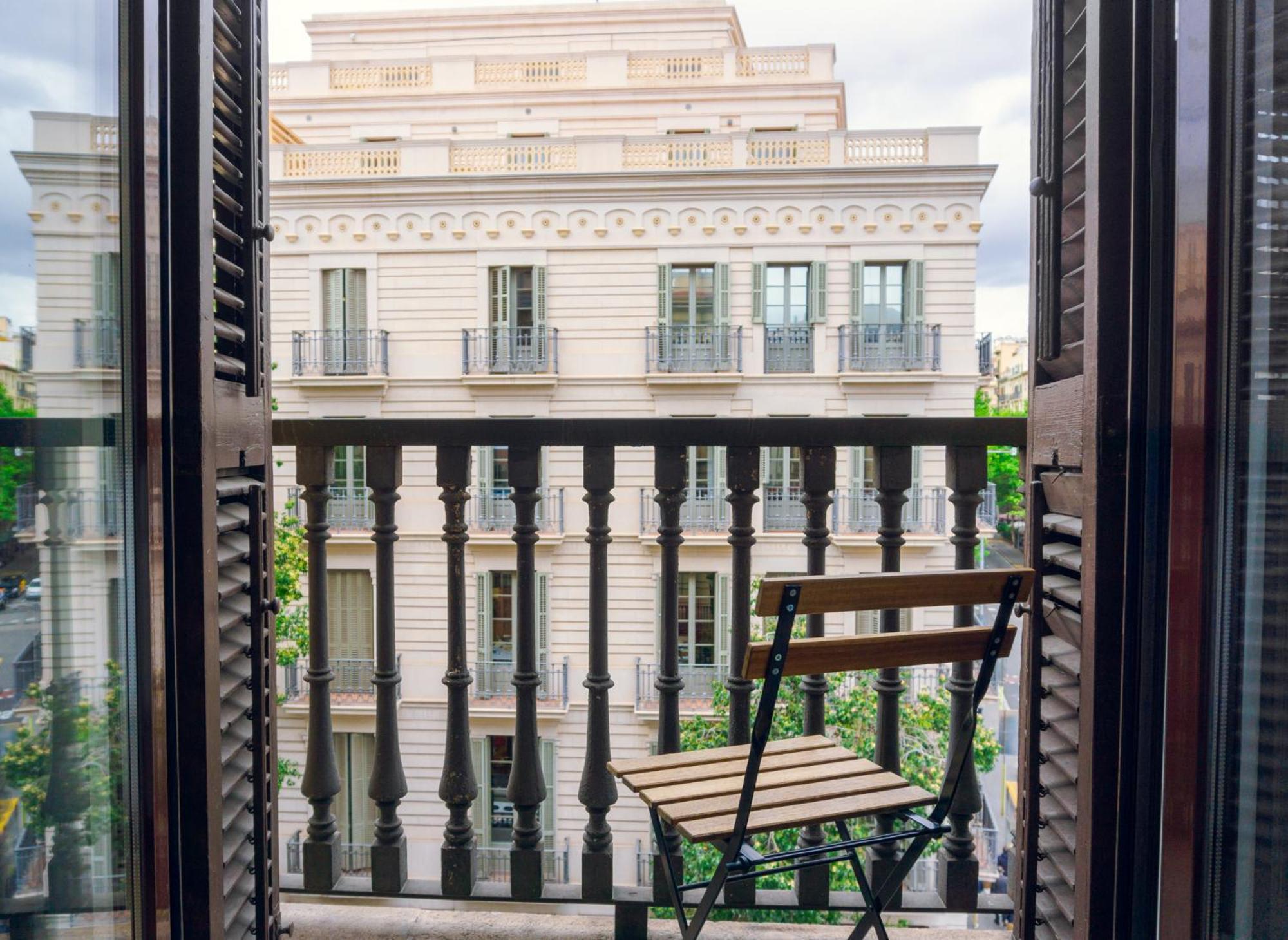 Fontanella Green House Барселона Экстерьер фото